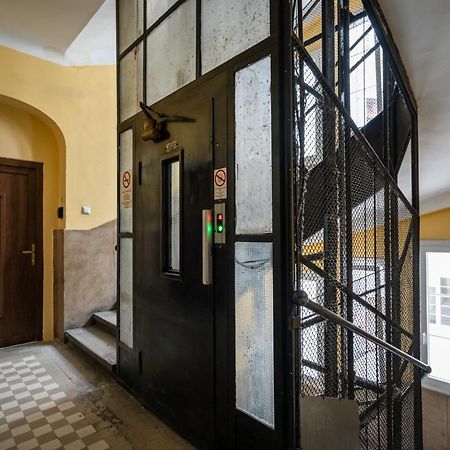 Comfort Central Apartments By The Synagogue Boedapest Buitenkant foto
